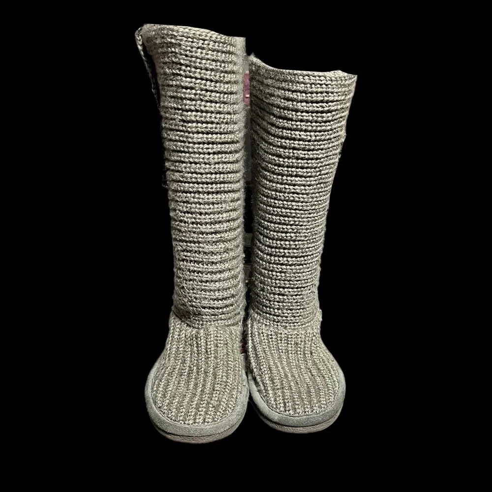 🌻Bearpaw Grey Tall (or Short) Comfortable Knit Outdoor Boots Women's Size 7